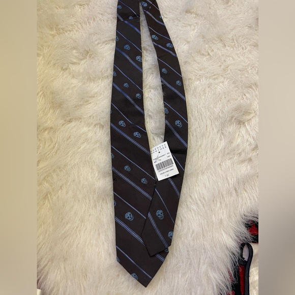 Alexander McQueen Skull Track Stripe Pattern Neck Tie - Picture 2 of 3